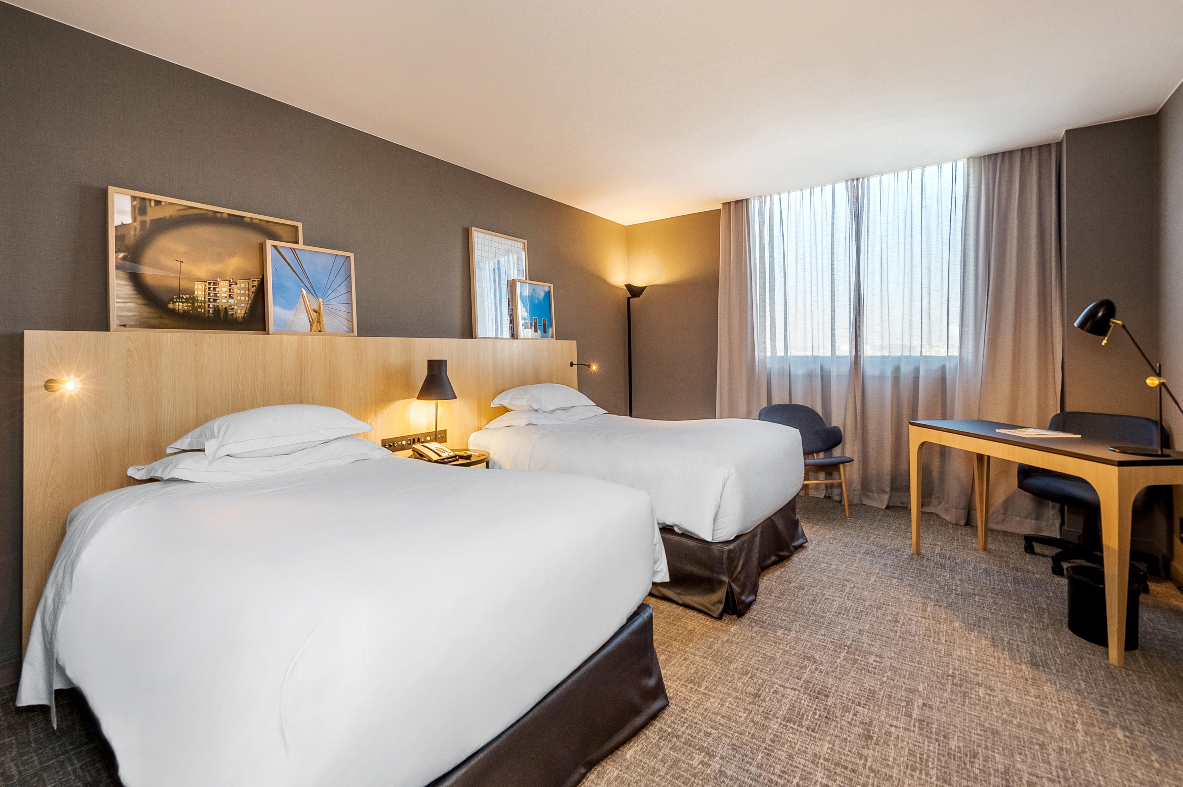 Pullman Sao Paulo Guarulhos Airport Hotel Bagian luar foto A room at the hotel