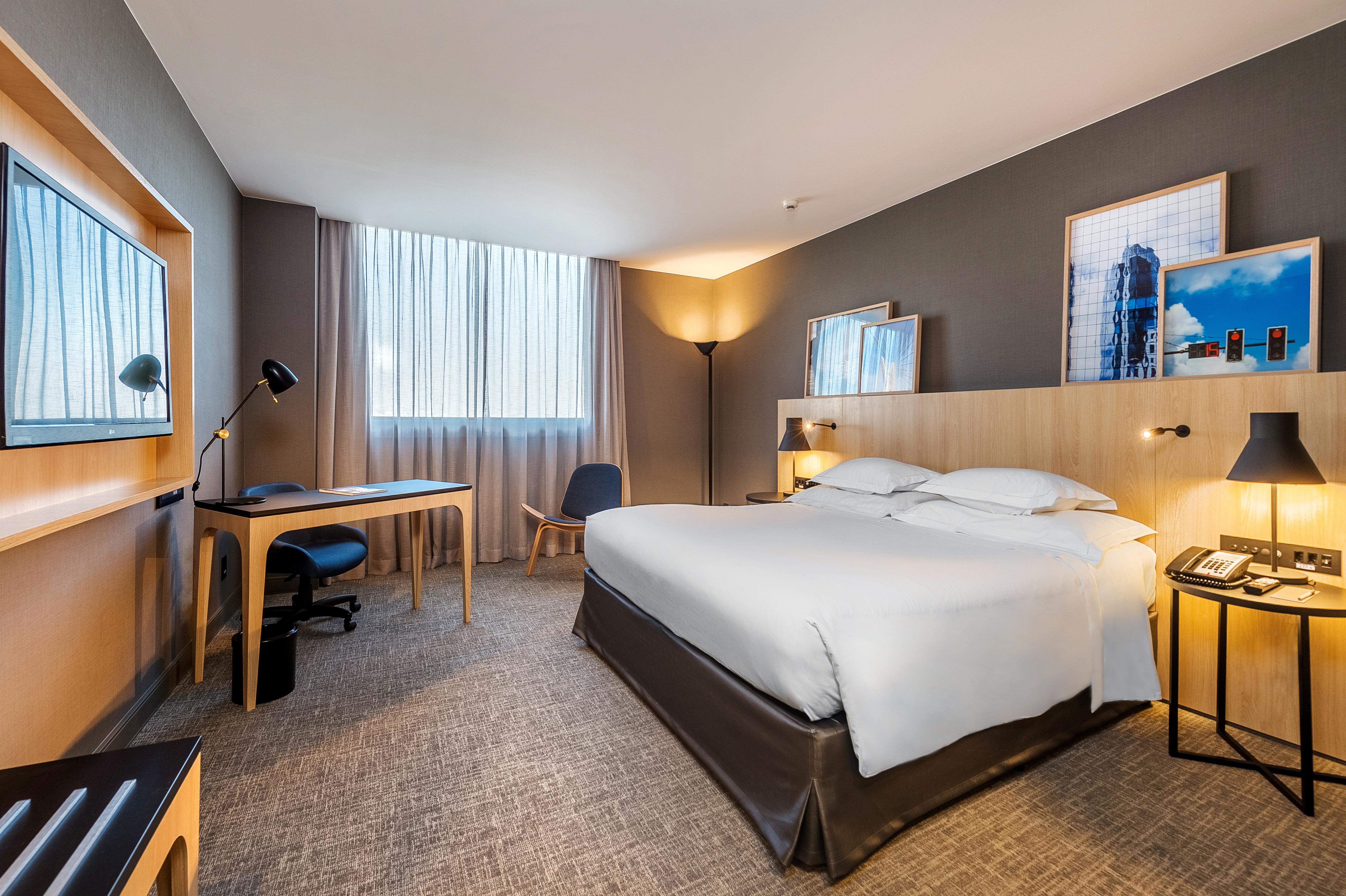 Pullman Sao Paulo Guarulhos Airport Hotel Bagian luar foto A room at the hotel