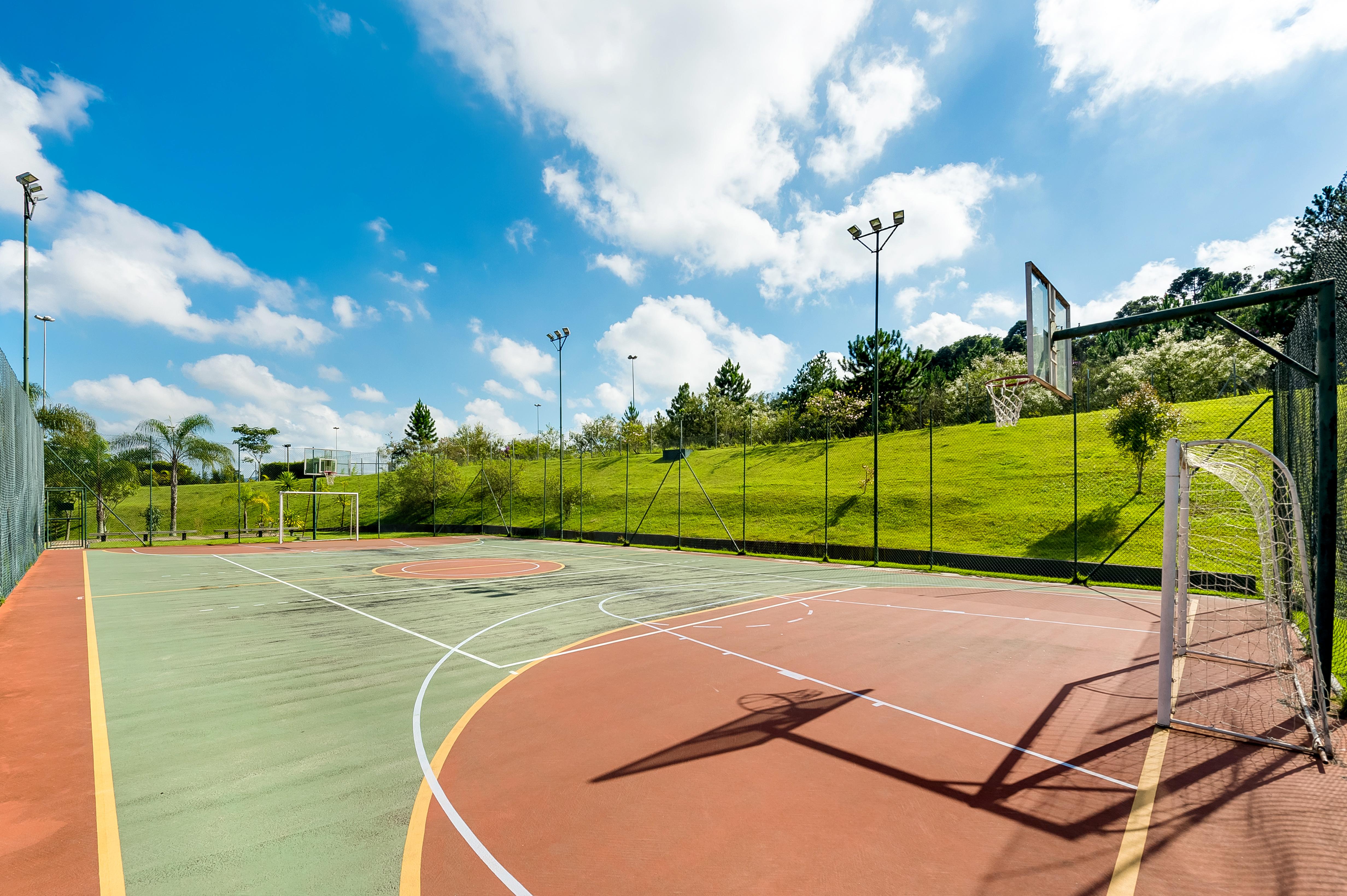 Pullman Sao Paulo Guarulhos Airport Hotel Bagian luar foto The football pitch at the University of Roehampton