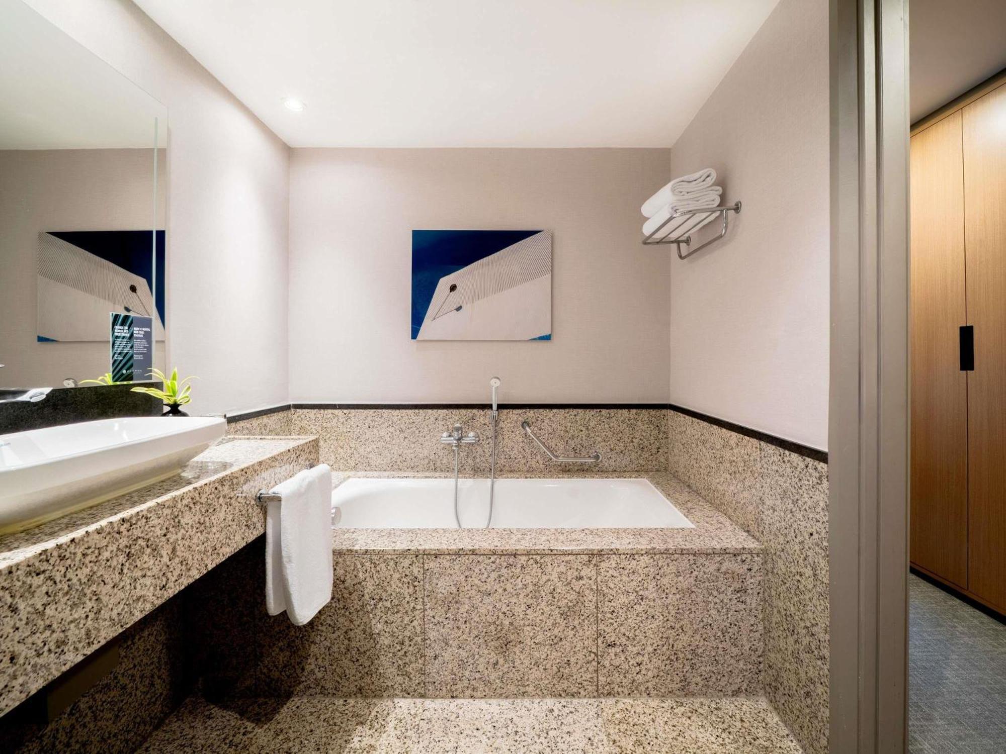 Pullman Sao Paulo Guarulhos Airport Hotel Bagian luar foto